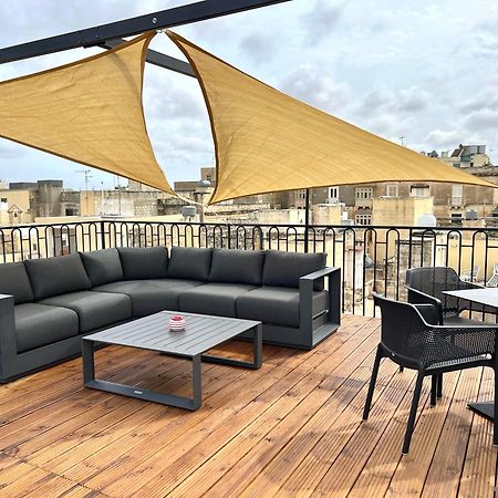 Florette Suite Designer Finish With Stunning Lounge Terrace By Arcobnb Il-Furjana Exterior photo